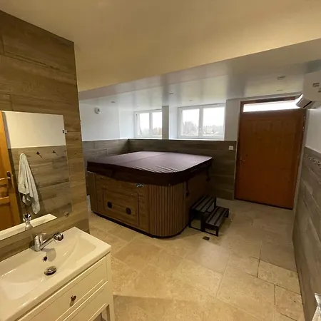 Des 5v Holiday home Gerbepal